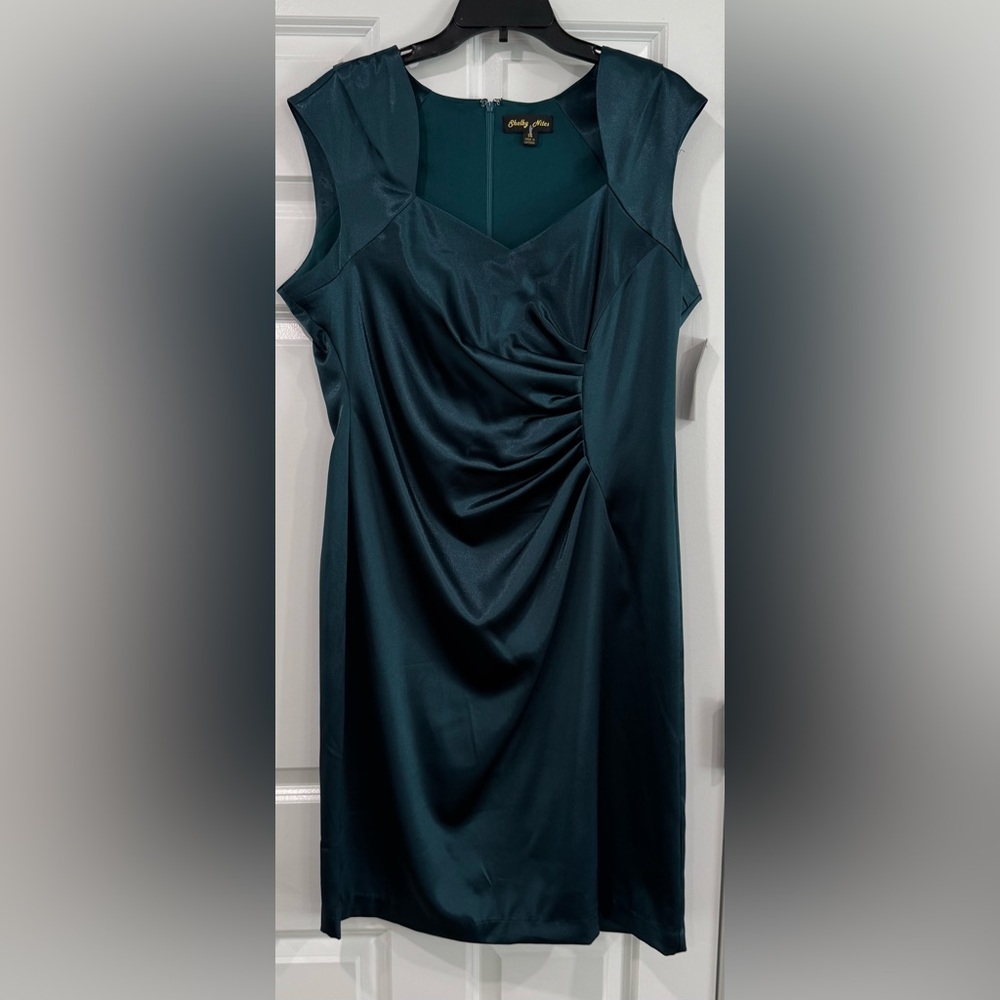 New Green Ruched Cowl Neck Mini Cocktail Dress